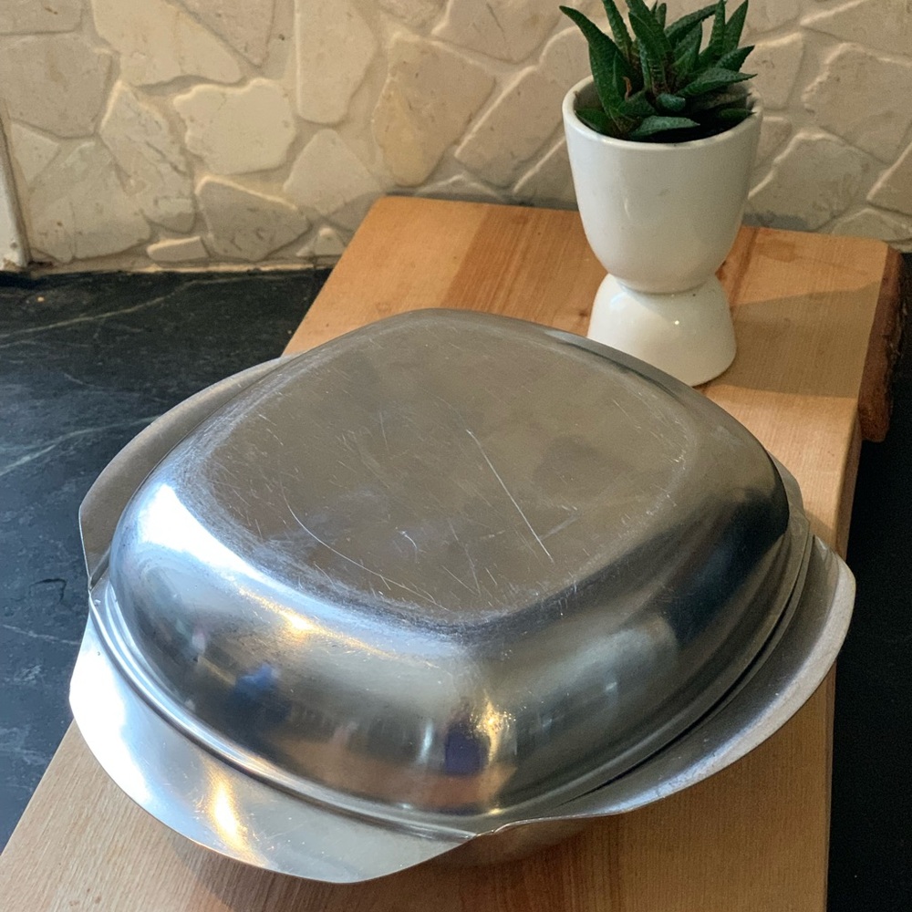 SCANDINAVIAN | Set of 2 | Lidded Serving Bowls With Handles